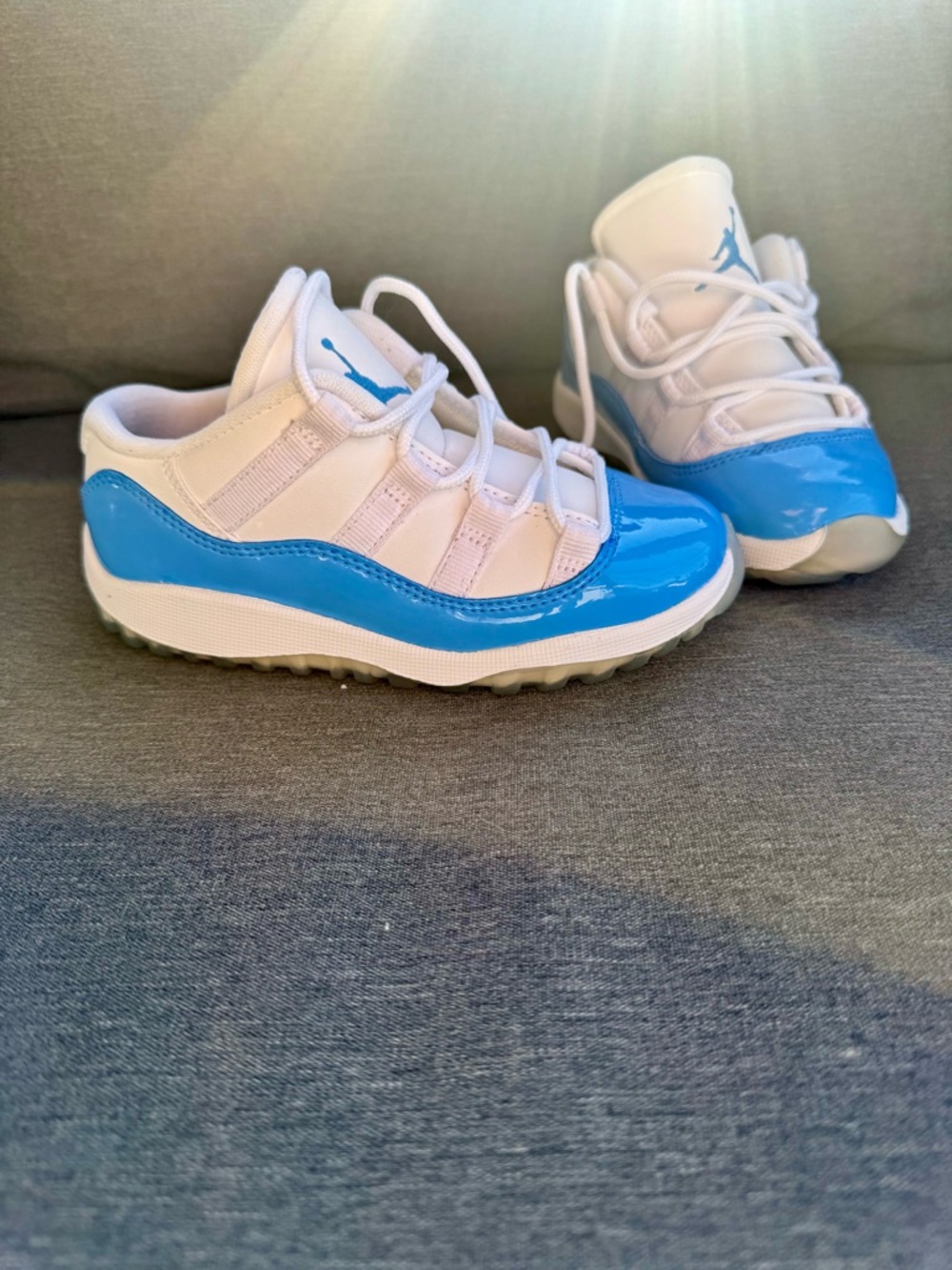 Jordan Toddler Retro 11 Low White & University Blue Sneakers
